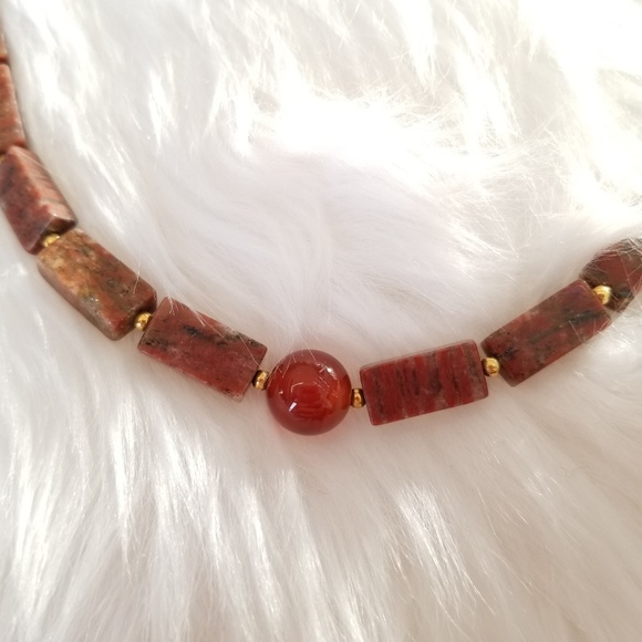 Terra cotta rock necklace - Picture 2 of 4